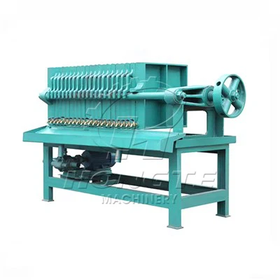 Eļļas filtra nospiešana